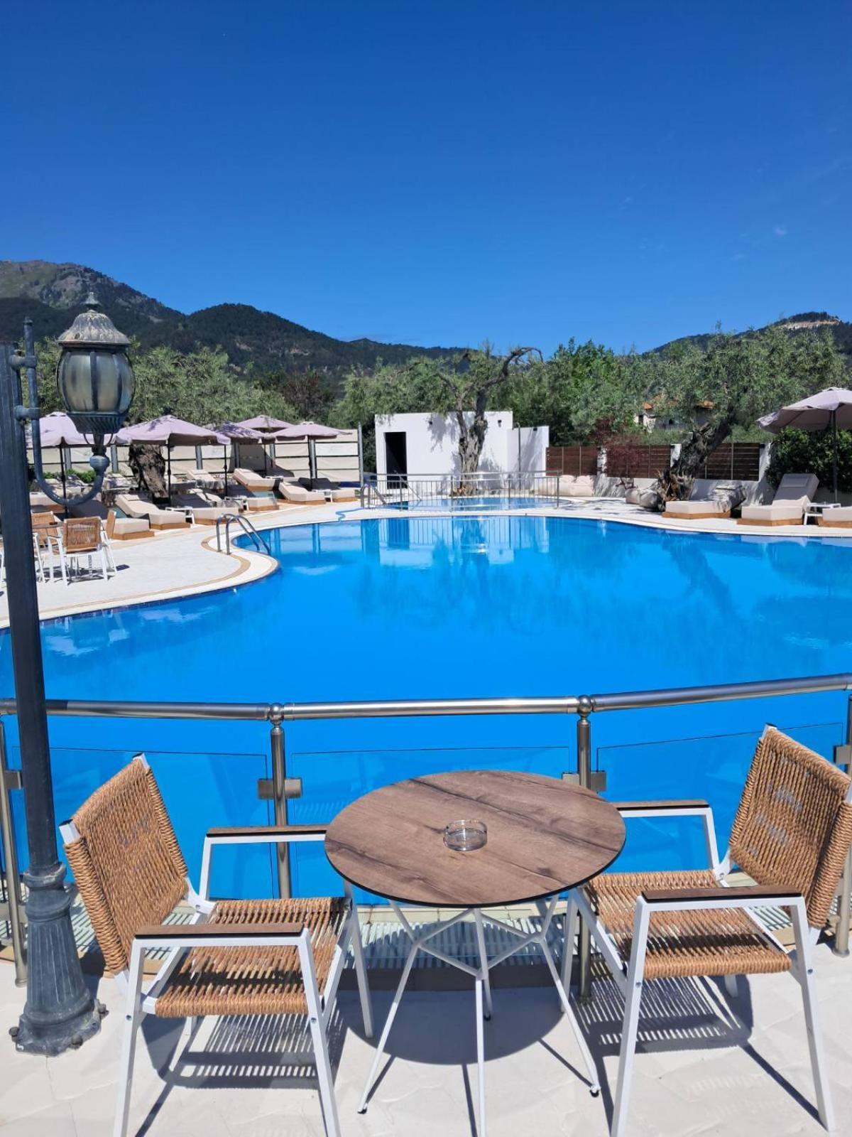 Ocean Beach Hotel Скала-Потамьяс Екстер'єр фото