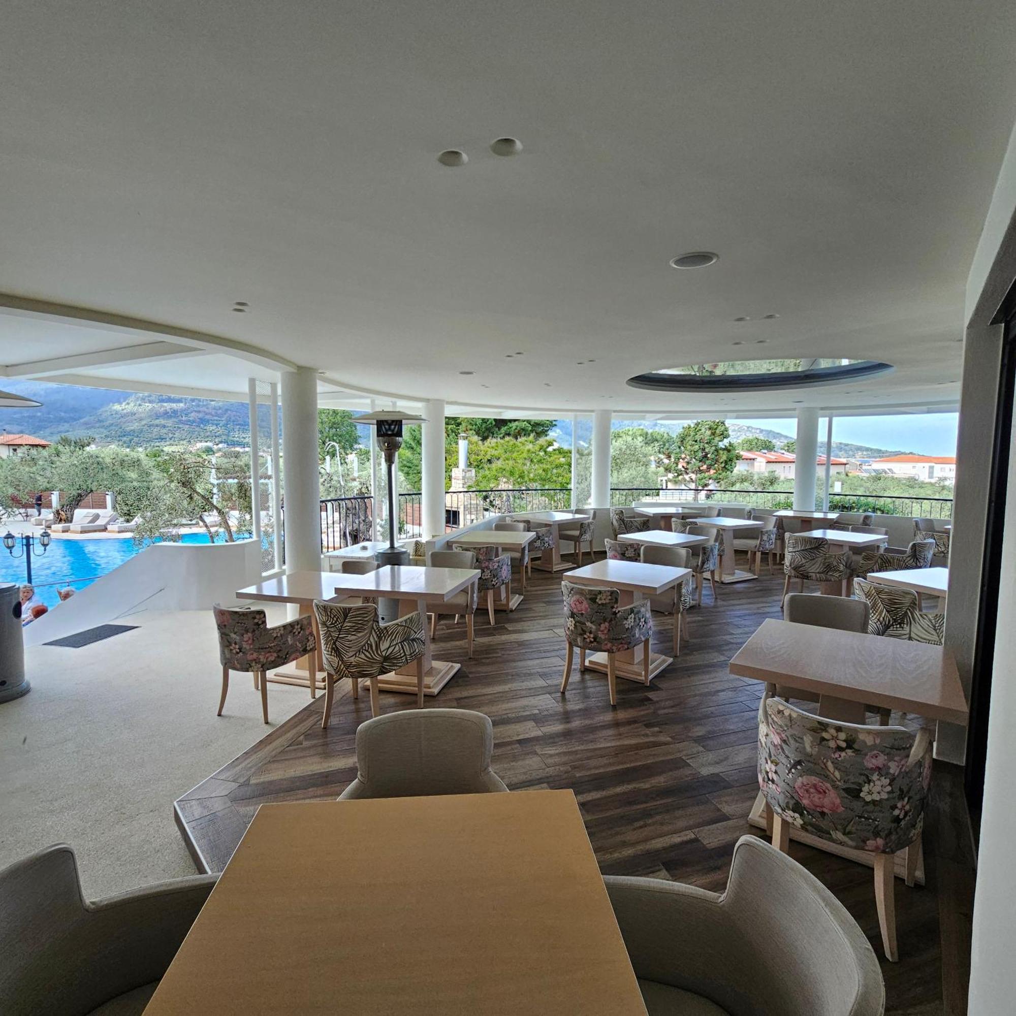 Ocean Beach Hotel Скала-Потамьяс Екстер'єр фото
