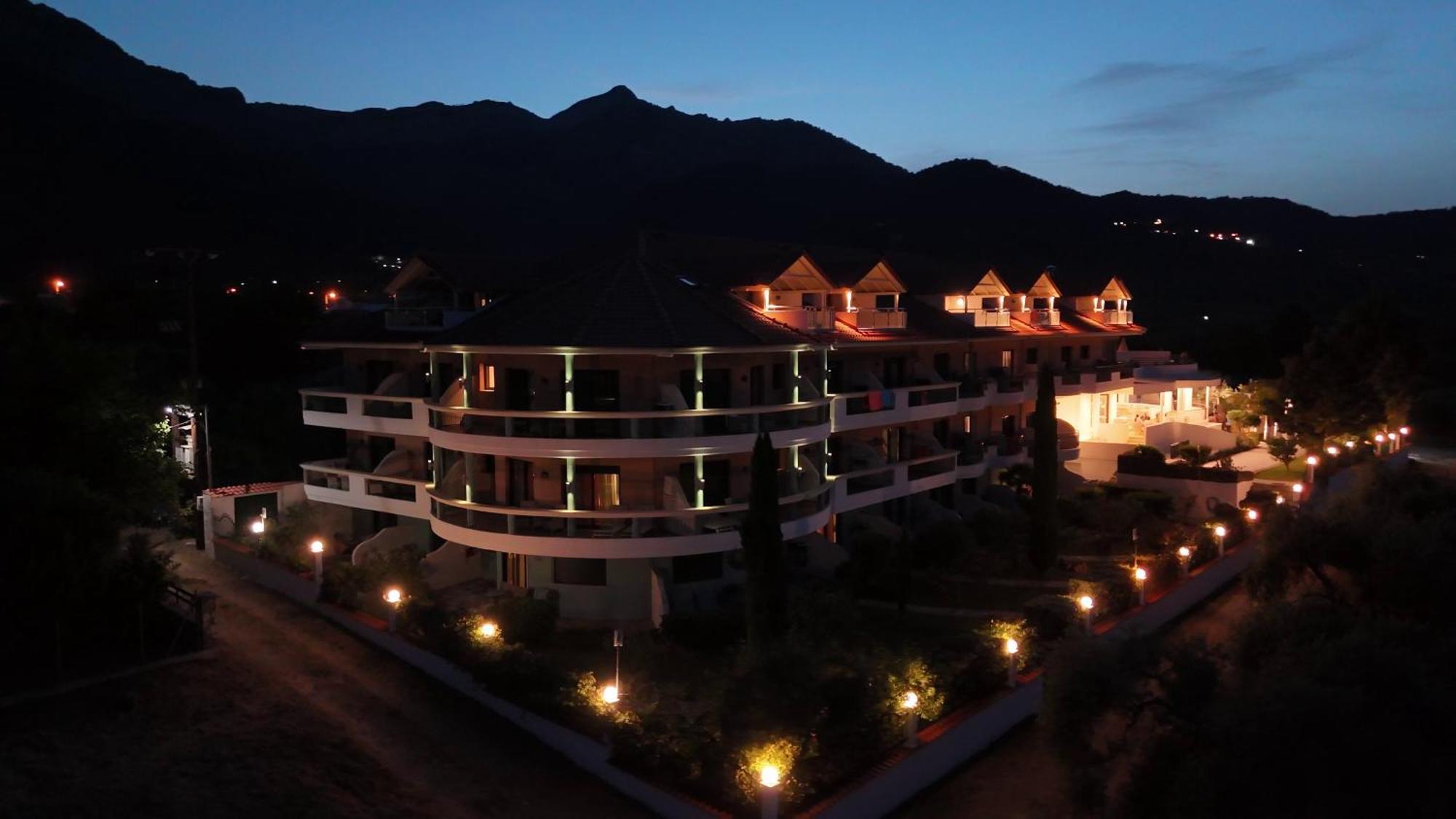 Ocean Beach Hotel Скала-Потамьяс Екстер'єр фото