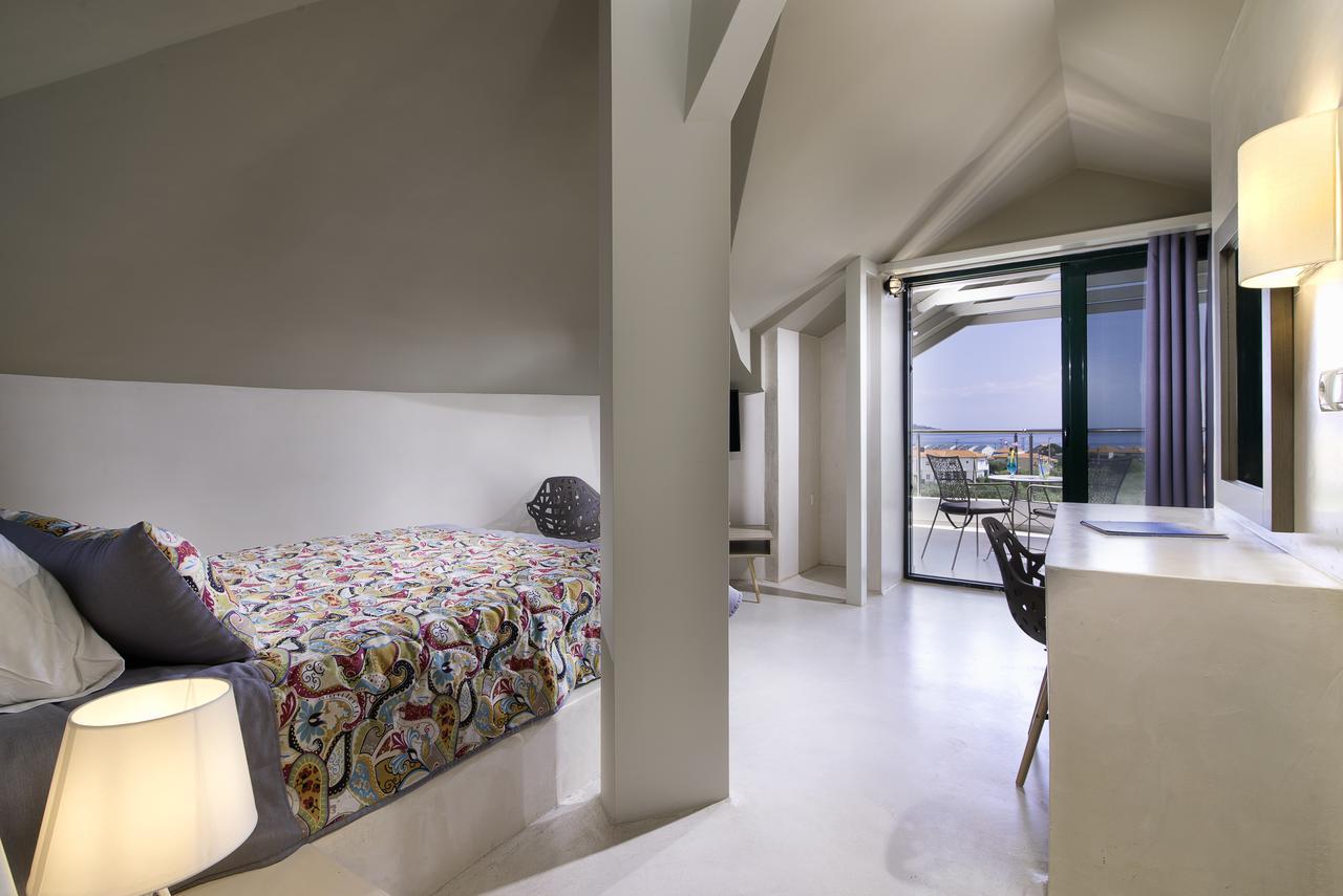 Ocean Beach Hotel Скала-Потамьяс Екстер'єр фото