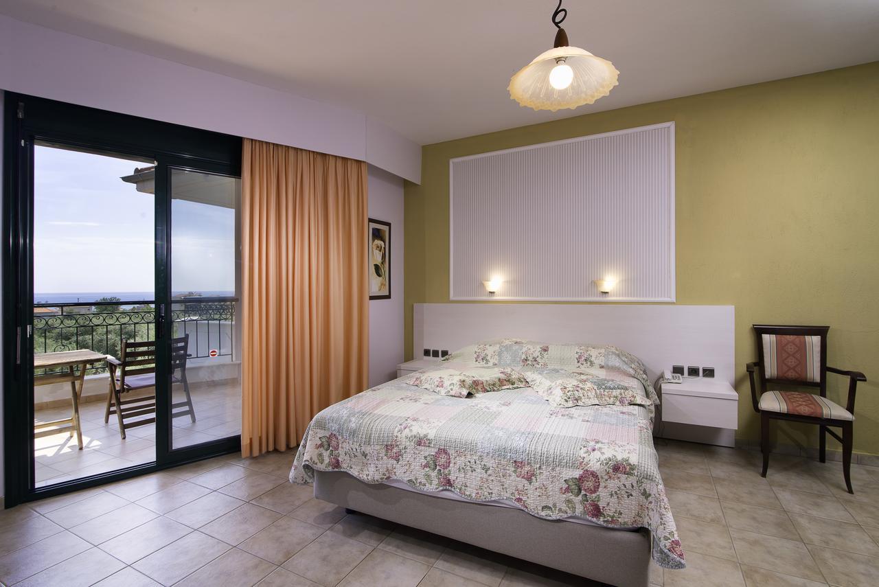Ocean Beach Hotel Скала-Потамьяс Екстер'єр фото